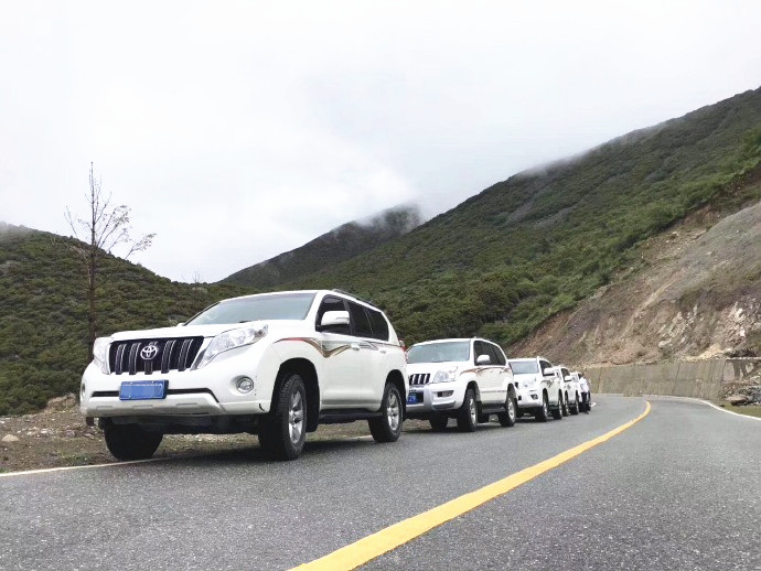 成都租越野車