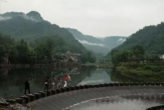 成都周邊古鎮租車自駕旅游攻略