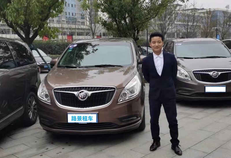 春節(jié)租車(chē).jpg