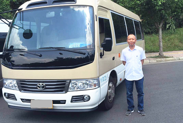 成都包車帶司機(jī)