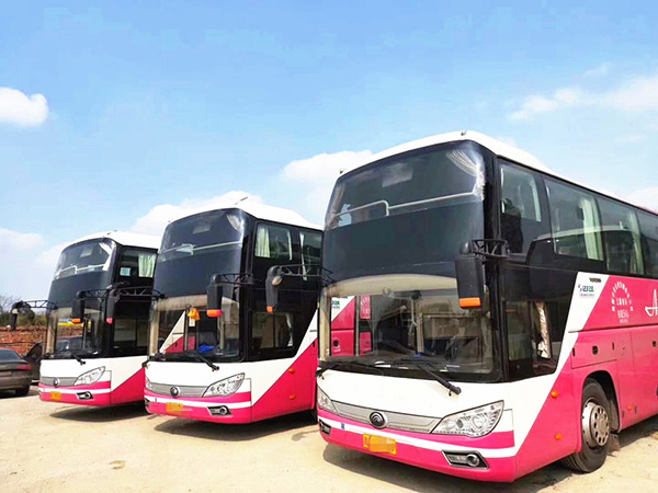 成都租大巴車