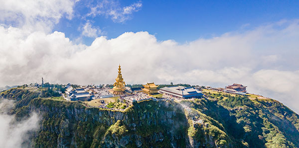 成都機(jī)場(chǎng)包車到峨眉山旅游